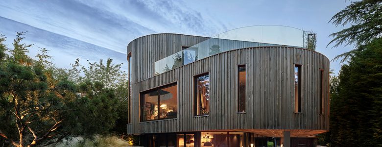 Grand Deisgn Curvy House Manchester